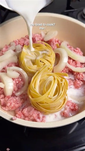 15-min one-pot cheesy tomato cream pasta