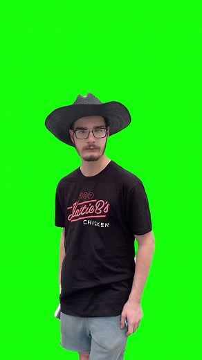 Josh (World of T-Shirts) Singing It’s Five O’Clock Somewhere | Green Screen #worldoftshirts #its5oclocksomewhere #party #meme #cringe #fridaynight #memes #fyp
