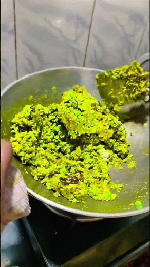 Crispy Kachori of fresh peas and new potatoes in wheat flour Part 1 #cooking #kiranskitchen #food...