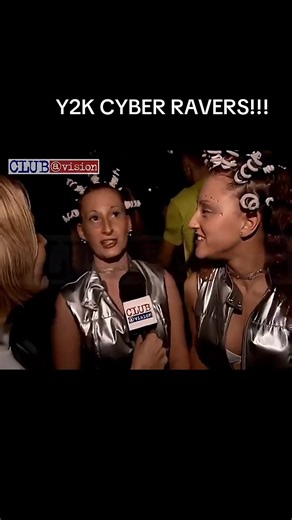 Cracking clip of two cyber ravers from Moondance, what an era! ##fyp #rave #funny