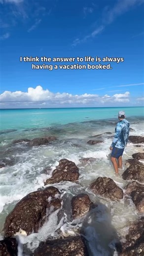 FRIDAY IN BIMINI FEELS LIKE THIS… Where history hides in every tide line and fun sneaks up on you like a rogue wave. Here’s your Bimini Fun Fact of the Week: Did you know Bimini was once called “The Gateway to the Bahamas” by early seafarers? Because from these tiny islands, sailors could catch the Gulf Stream and ride it like a natural highway straight up the coast. Nature’s original fast-lane… island style. So here’s to Fridays in Bimini — where the water is legendary, the stories are wild, an