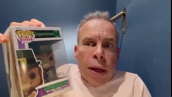 10K views · 698 reactions | Warwick Davis, who has played "Leprechaun", "Willow", "Filius Flitwick", "Griphook", "Wicket" and so many more, is excited to come all three days to Steel City Con - August 11-13, 2023! Selfies. Buy Tickets & Warwick Davis VIP passes: https://www.steelcitycon.com/buy-tickets Buy Photos: https://bit.ly/SCCAug23 #SteelCityCon | Steel City Con | Facebook