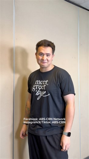 95K views · 613 reactions | Saw JK listening to a song on his invisible headphone!  #JuanKarlos #ABSCBN #MeetGreetAndBye | ABS-CBN | Facebook