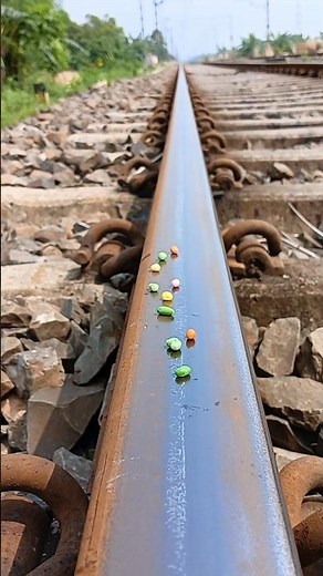 Colors 🟡🔵🟣🔴 Vs Train 🚂 what happened next...?😍