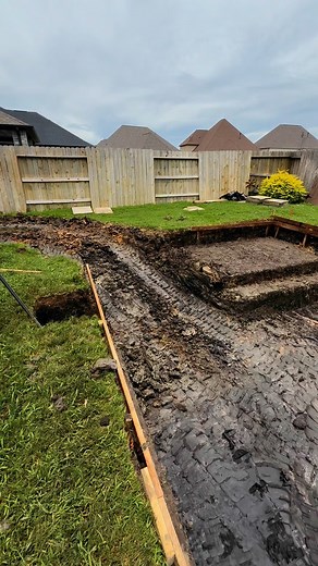 Ever wonder how we get the machines in to dig a pool? We ramp right in and get to work! 🚧💪 It’s Dig Day for the Hill family! 🚜 Their custom pool and spa are officially underway, and we’re excited to bring their backyard vision to life. This transformation is going to be one to watch! 👀✨ Thinking about upgrading your own backyard? Don’t wait—let’s design something incredible together 🏡💦 📞 713-857-0771 Southern Texas Pools won’t let you down. #HillProject #DigDay #PoolAndSpa #BackyardTransf