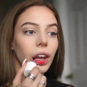 189K views · 1.3K reactions | Pretty much ANYONE can use this college/work makeup lookl!!  By Theelizarose IG: https://bit.ly/2c8ANmS | Beauty Studio | Facebook