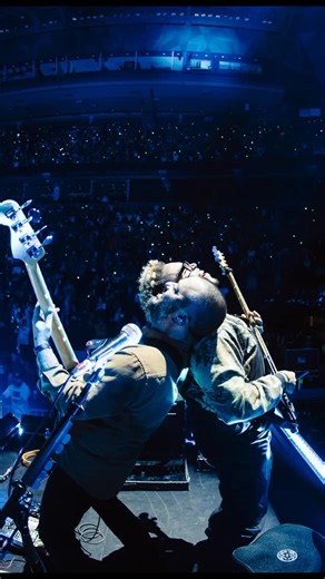 T O N Y L A M B R I G H T J R on Instagram: "Putting this 2025 recap together hit me with a wave of gratitude. 🥹♥️ Not even trying to flex — I genuinely couldn’t fit everything into a 40-second reel. So many memories, projects, albums, and relationships that I’ll carry forever. God has provided in a huge way for me and my family, and I’m excited to see what 2026 brings. To everyone featured in this reel: thank you for trusting me with your moments, your work, and your story. I’m grateful for th