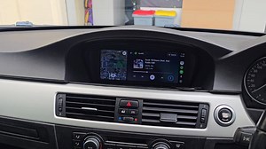 Apple carplay / android auto add-on module install in a 2007 bmw 335i. Keeps all factory system and controllers but gives you carplay and android auto, mirroring and usb music and videos. ( dont own rights ro music, video for deminstration only ) | Sonic Kustomz | Facebook