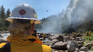 Evacuation orders lifted for Clackamas County fire