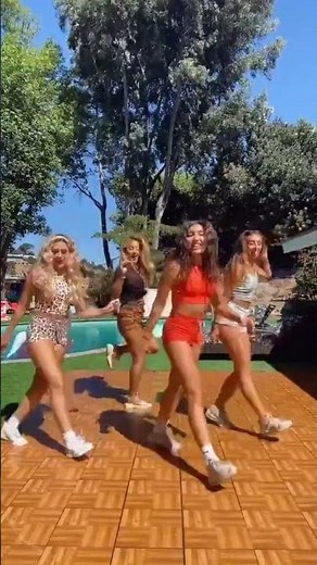 Shuffle Girl Dance❤️#DanceGirl #Shuffle #GirlPower #DanceVibes #DanceChallenge