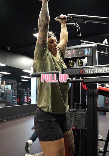 How to Use the Assisted Pull Up Machine for Strength