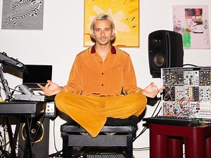 How to create heavy beats and gritty synths like Flume