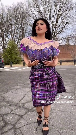 Trajes Típicos de Estados Unidos: Belleza Cultural