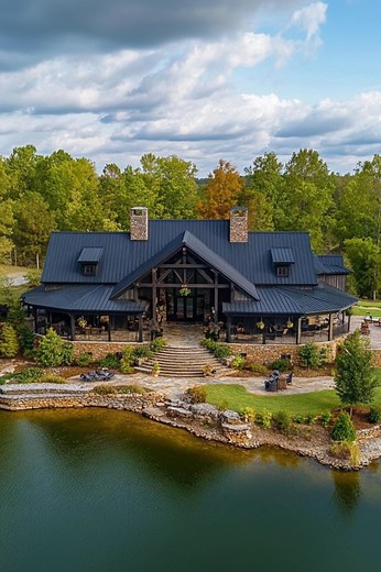 Amazing 😍 | Barndominium & Farmhouses