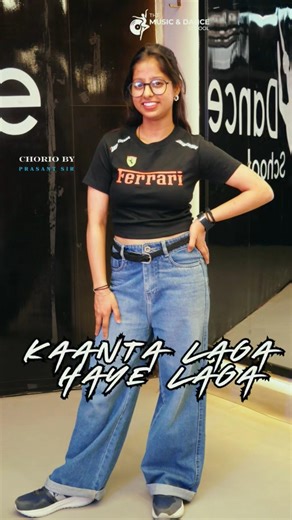 Kaanta Laga Haye Laga 🔥 Dance Performance | The Music & Dance School♥️#vairalshorts