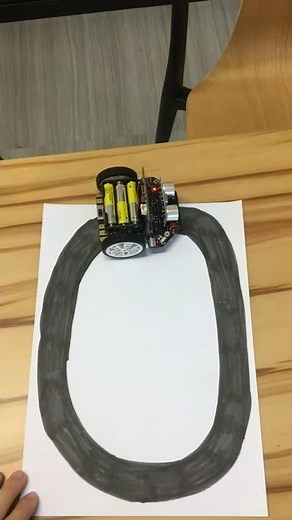 Line following robot_circle (Microbit, Maqueen)