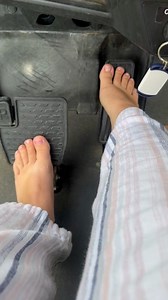 Barefoot Pedal Pumping - Foot Goddess Daisy Official Profile | www.Loyalfans.com