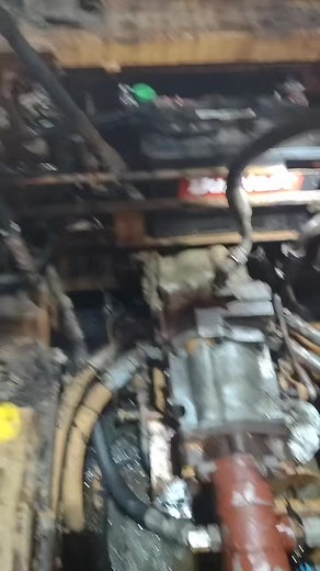 Update on the Case 1835b skid steer drive wheel motor removal. Having trouble getting the last bolt out as it's in a shitty spot. I've tried every combination of ratchets/adapters/extensions I have and I just can't get the leverage when I can actually get on it straight with anything. Gave up the fight for today, back to it tomorrow. #mycircus #pia #1835b #drivewheelmotor #skidsteer #strugglebus #struggling #tightspot #ratchet #wrench #leverage