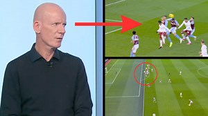 Ex-Premier League referee Dermot Gallagher settles 'really interesting' Aston Villa vs Man Utd decision