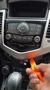 comment changer un autoradio Chevrolet cruze