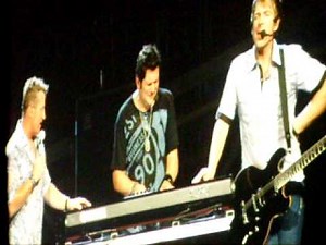 It's Getting Better All The Time [Brooks & Dunn Cover] - Rascal Flatts - Charlotte, NC