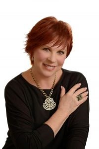 Vicki Lawrence: Bio, Facts, Family, Age, Height, Weight
