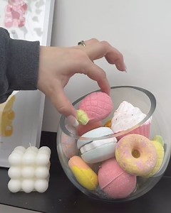 76K views · 262 reactions | This girl has bathroom goals 朗 | Lessons Learned In Life | Facebook