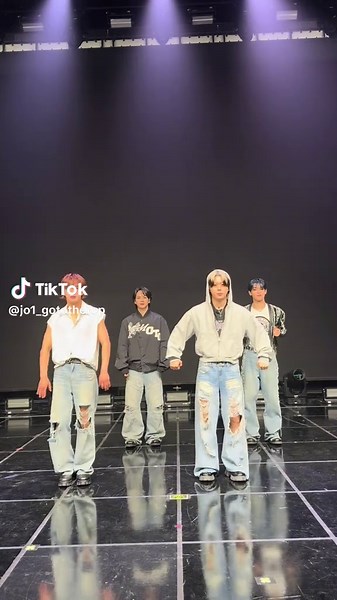 JO1が東京ドームで夢のコンサート開催