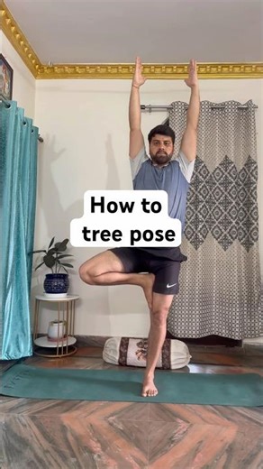 How to do tree pose ? #yogaforbeginners #yogapostures #motivation #yogapractice #yogainspiration