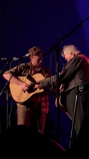 Tyler Childers with John playing "Please Don't Bury Me"