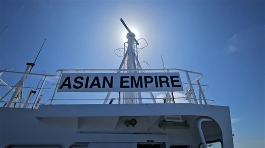 🏆 𝗠𝗼𝘀𝘁 𝗖𝗿𝗲𝗮𝘁𝗶𝘃𝗲 𝗔𝘄𝗮𝗿𝗱 𝗪𝗶𝗻𝗻𝗲𝗿🎄 Our crew brought creativity and festive energy to life on board, turning ideas into moments, with a safety reminder along the way. Thank you, seafarers — for the creativity, care, and commitment to staying safe on every journey. #wilhelmsen #shipmangement #merrychristmas | Wilhelmsen Ship Management