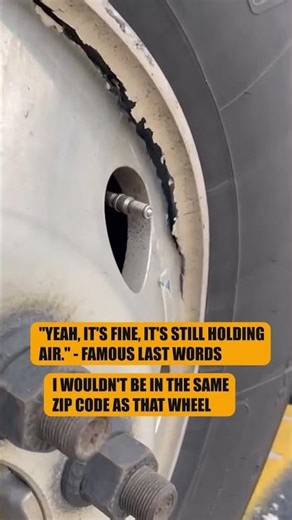 This is the SCARIEST Thing a Trucker Can Find! 😱