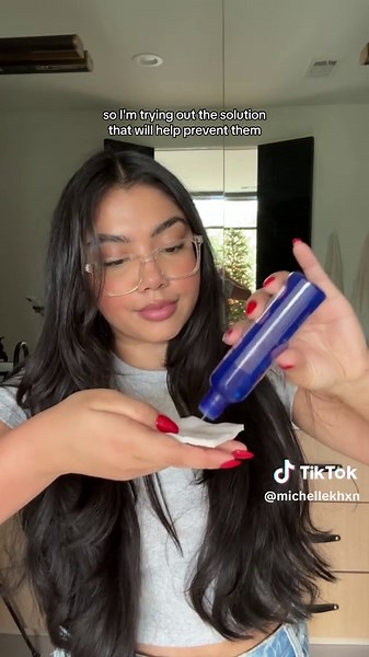 Replying to @Cat63782 PART 2 of waxing at home!! 😨🧖‍♀️ #hardwax #waxremoval #waxathome