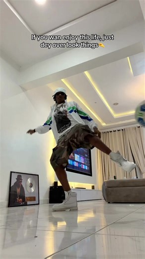 🤘stay wise #tdollaroflagos | T DOLLAR