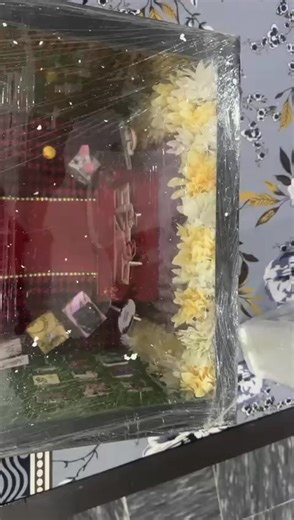 Discover the Miniature World with Unique Gift Boxes