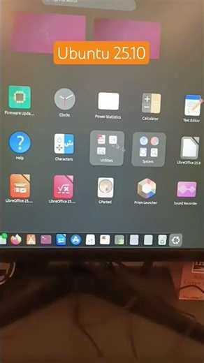 Ubuntu vs Windows RAM - Shocking Result! #linux #computer #shorts