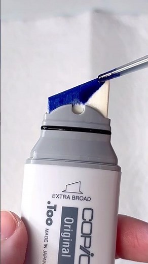 Let’s fill a new wide marker 💙 So Satisfying! Copic B29 Ultramarine #asmrart #copic #satisfyingart