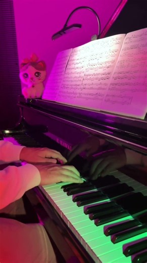 The Unforgettable Melody of “What I Miss” (我怀念的) 🎹