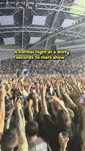 A normal night at a Thirty Seconds To Mars show🕺