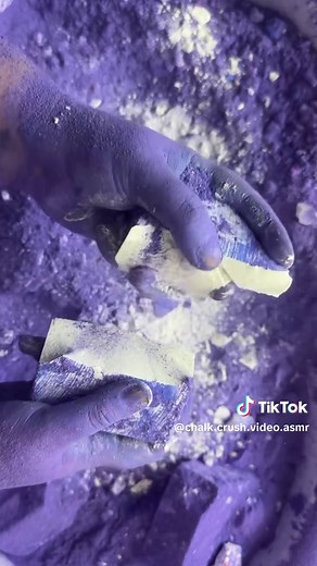 Satisfying Chalk ASMR: Crunchy and Dusty Sounds