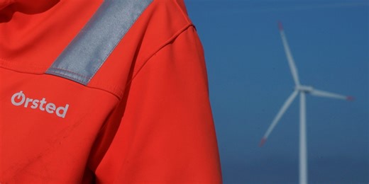 Orsted Shares Jump as U.S. Judge Rules Work Can Resume at Revolution Wind Project