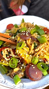 RECIPE: https://weelicious.com/stir-fried-ramen-recipe/ This Ramen Stir Fry takes packaged ramen to a whole other level! Add any extra vegetables you’ve got on hand and make the easiest, most affordable one pot dish ever! | weelicious