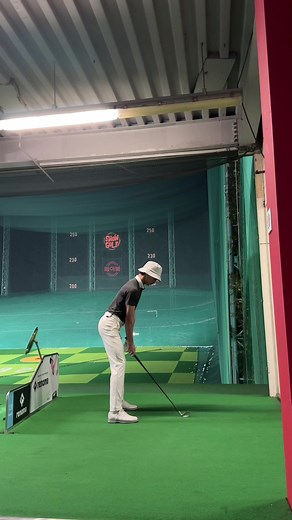 🐘 . #8tongolf #8톤골프 #팔톤골프 #원플레인스윙 #투플레인스윙 #원플레인스윙프로 #투플레인스윙프로 #골프룰 #골프레슨 #스윙교정 #골프룰 #골프