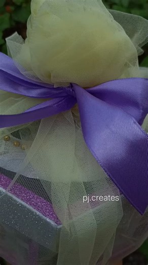 PJ CREATES on Instagram: "Tower explosion box 🎁🎈 . . . . Dm for details☺️ (explosion box,birthday gifts, customised hampers) #customised #birthdaygifts #explosionbox"