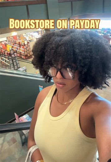 Bookstore on Payday: Funny Bookstore Spending After You Get Paid