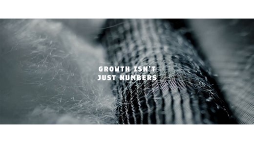Innolla, yhdessä, isosti ja sisulla. Business Finlandin uusi strategia on nyt julkaistu! 💎 Strategian tavoitteena on varmistaa, että Suomi pysyy kilpailukykyisenä sekä kykenee synnyttämään uutta vaurautta ja hyvinvointia. Keskitymme toimiin, joissa vaikuttavuutemme on suurin – mm. rohkeaan innovaatio- ja kasvutyöhön, tiiviimpään kumppanuusverkostoon sekä yritysten uudistumisen ja investointien vauhdittamiseen. Strategia astuu voimaan vuoden 2026 alusta. Lue lisää. ⤵️ https://mediabank.businessf