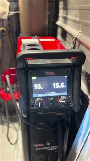 Lincoln Electric Power Mig 262P Welder