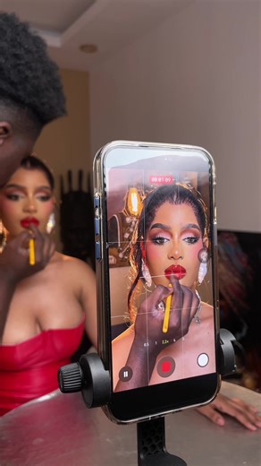 FORMATION MAQUILLAGE VIDÉO 250.000 Du 25 avril au 16 mars #formationmakeup #abidjan #masterclass