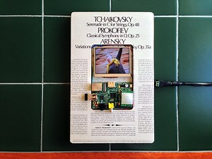 Building a living photo frame with a Raspberry Pi and a motion detector @Raspberry_Pi #piday #raspberrypi