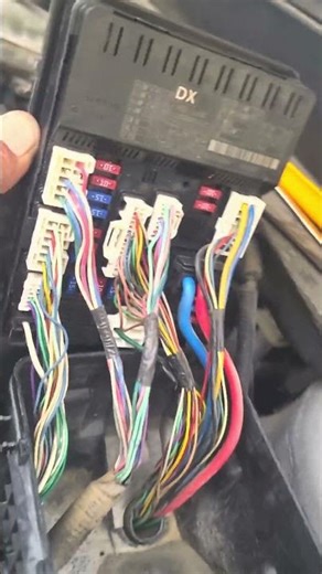 Nissan pathfinder fuse box